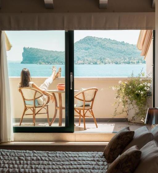Suite with lake view, Ristorante Sogno