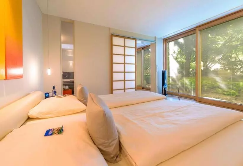 Suite, Schindlerhof