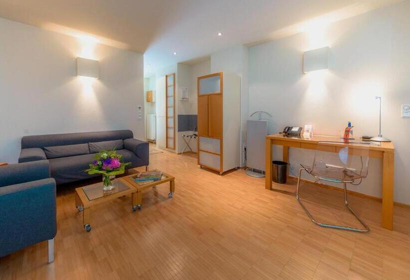 스위트, Schindlerhof