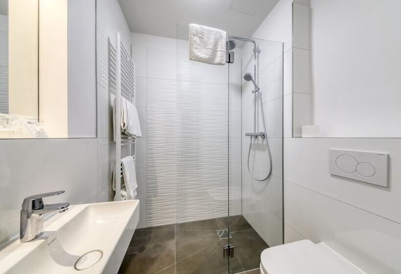 غرفة قياسية فردية, Smart Stay Hotel Station