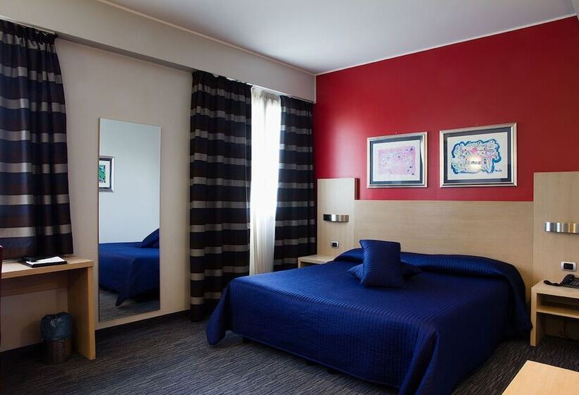 חדר סטנדרט יחיד, Sporting Cologno