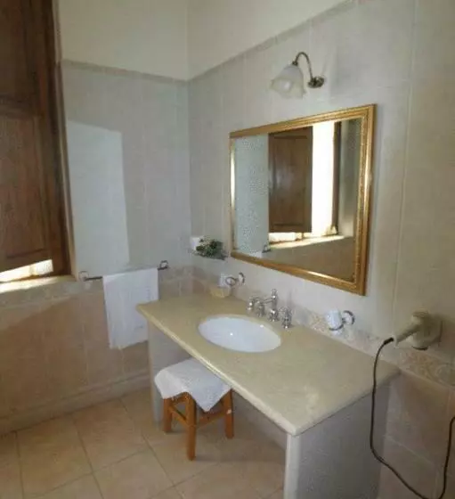 Standard-huone, Tavernola Locanda Di Campagna