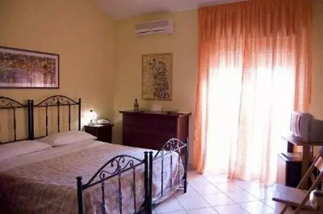 Standard-huone, Tavernola Locanda Di Campagna