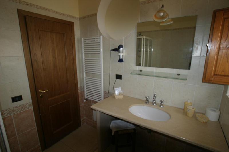 Четырехместный Номер Стандарт, Tavernola Locanda Di Campagna