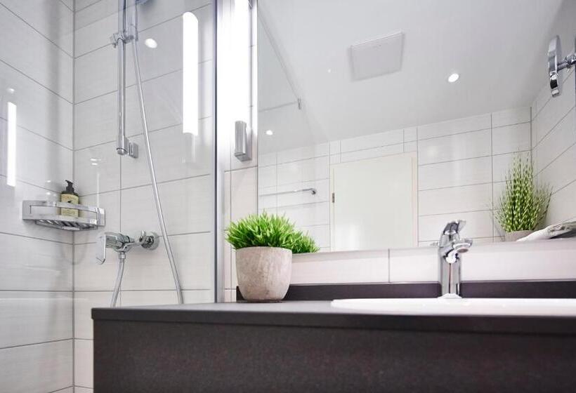 Номер Премиум Индивидуальный, Und Restaurant Bommersheim