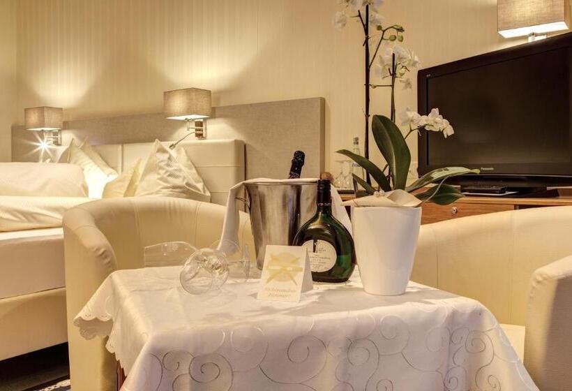 Номер Комфорт, Zum Wiesengrund