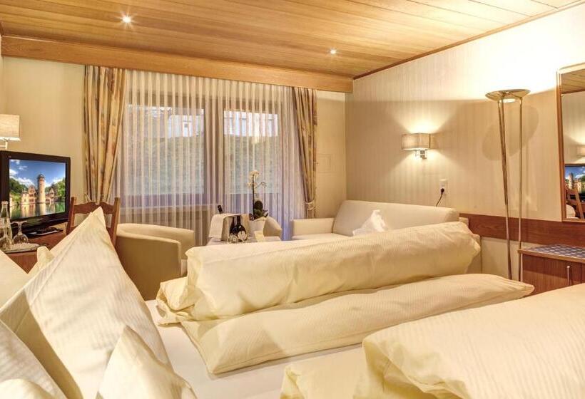 Номер Комфорт, Zum Wiesengrund