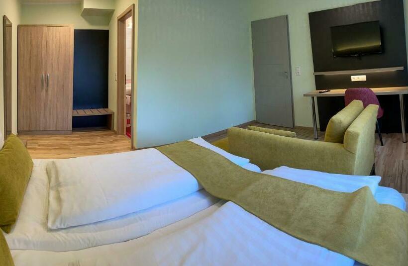 标准间, Zur Flüh