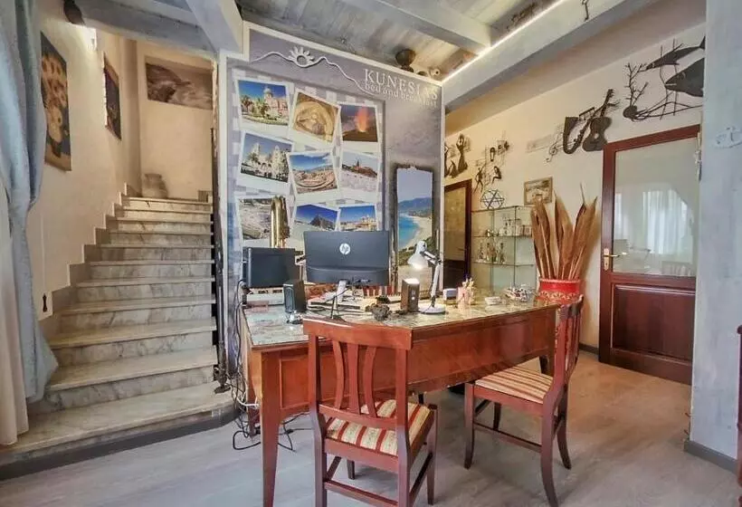 اتاق استاندارد یک نفره, Kunesias B&b