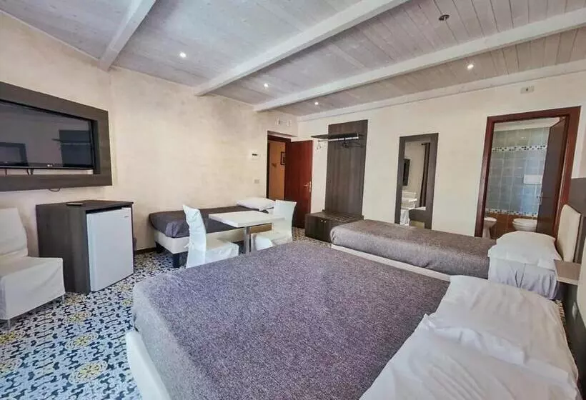 اتاق استاندارد سه نفره, Kunesias B&b