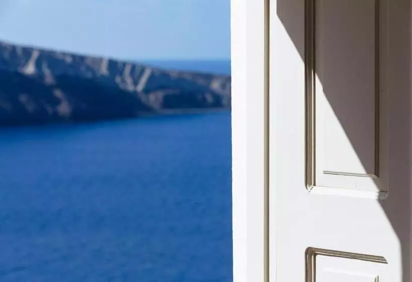 Superior studio with view, Oia Mare Villas