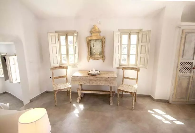 Superior studio with view, Oia Mare Villas