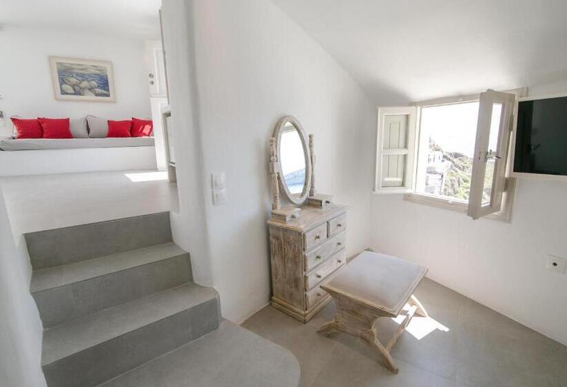 سوئیت با چشم‌انداز, Oia Mare Villas