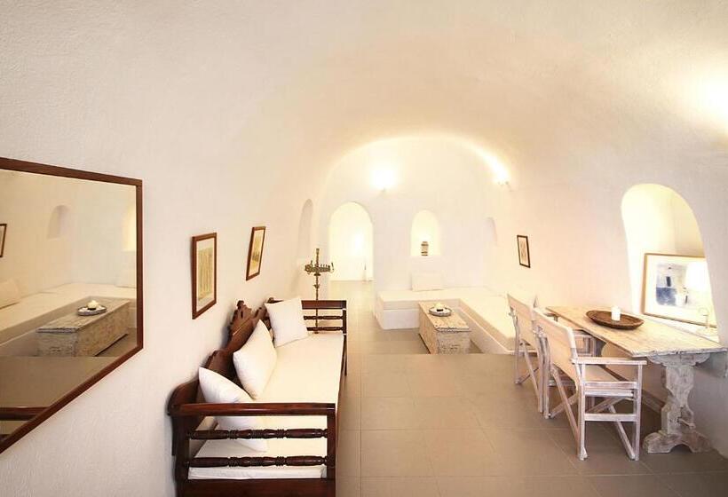 سوئیت با چشم‌انداز, Oia Mare Villas