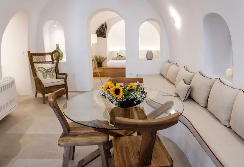 سوئیت با چشمانداز, Oia Mare Villas