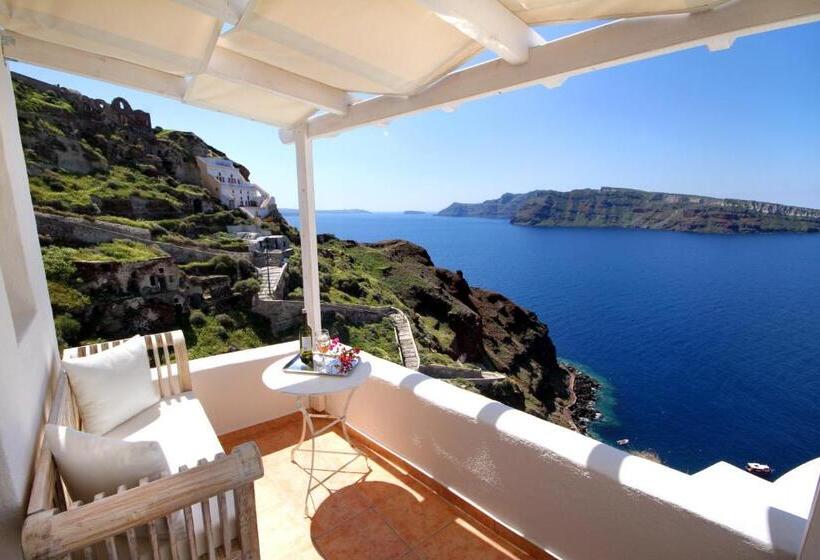 Superior studio with view, Oia Mare Villas