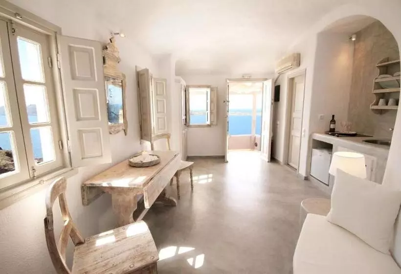 Superior studio with view, Oia Mare Villas