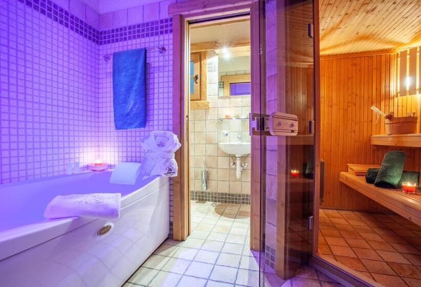 کلبه ییلاقی سوپریور یک خوابه, Park Chalet Village