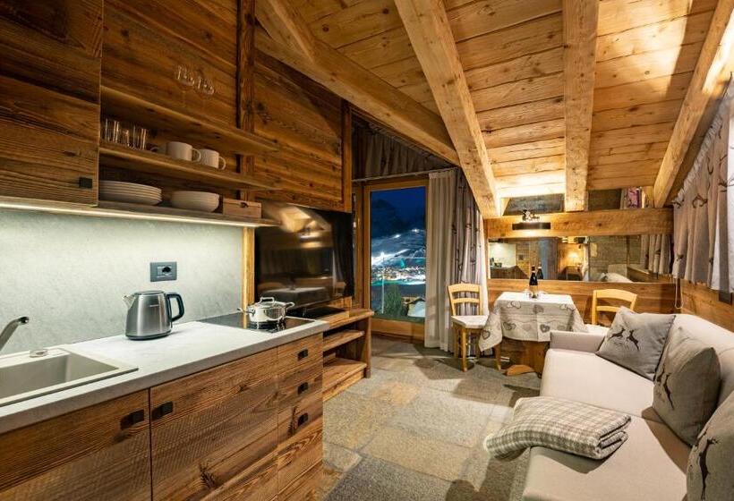 سوئیت با چشم‌انداز, Park Chalet Village