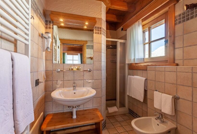 کلبه ییلاقی سوپریور یک خوابه, Park Chalet Village