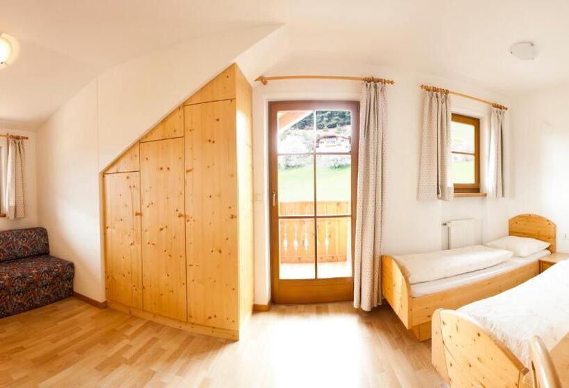 חדר משפחתי דלוקס, Residence Hauserhof