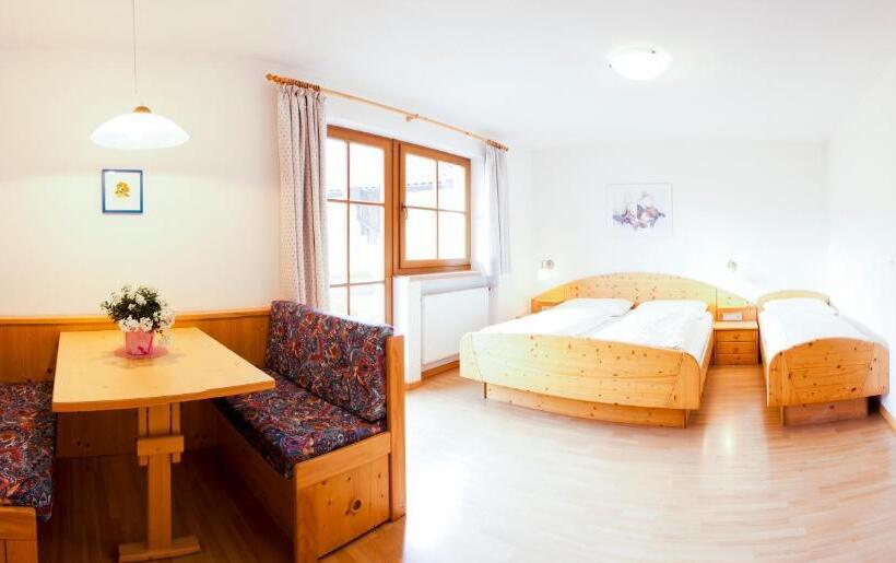 סטודיו סטנדרטי נוף לגינה, Residence Hauserhof