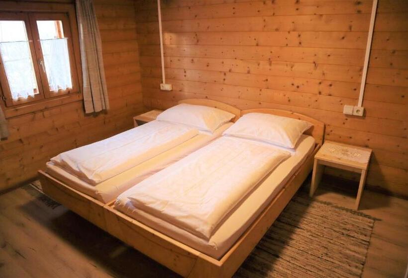 בקתת חדר, Residence Hauserhof