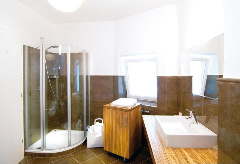 Апартаменты 1 Спальня, Villa Verdi Apartments