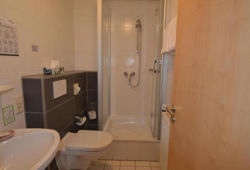 标准三人间, Aktivhotel Alter Kaiser