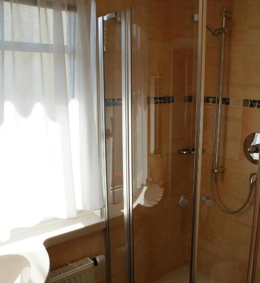 标准单人间, Altes Rathaus