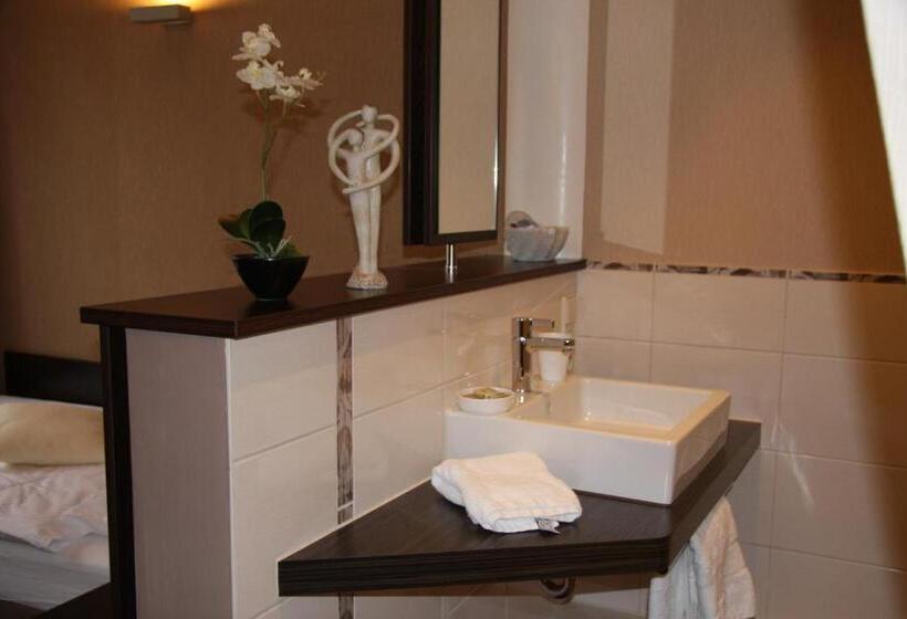 标准间, Altes Rathaus