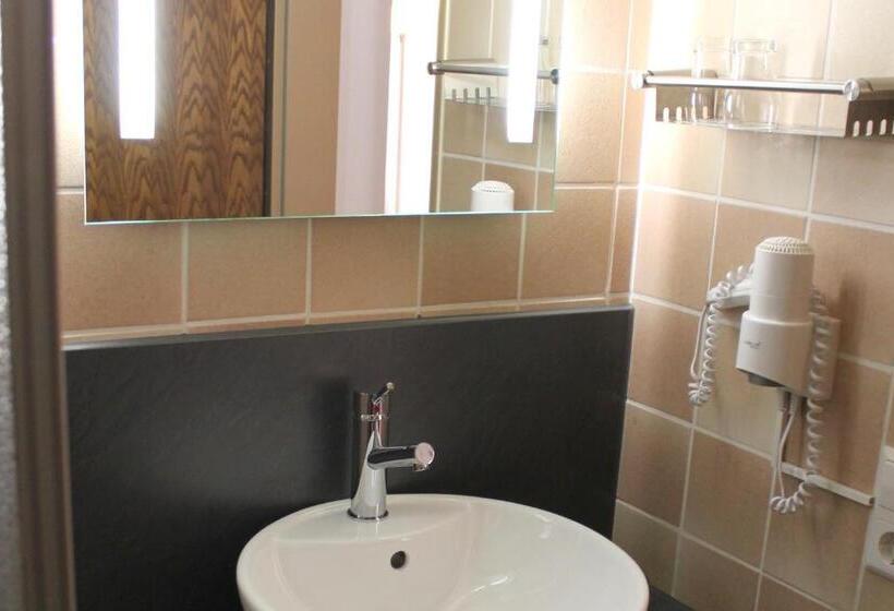 غرفة قياسية فردية, Am Bad