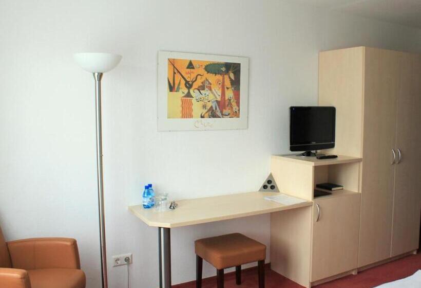 غرفة قياسية فردية, Am Bad