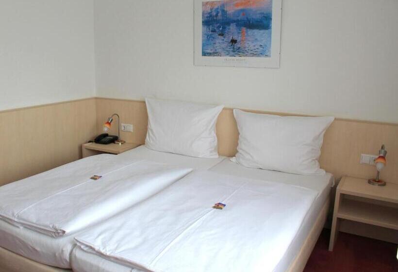 غرفة قياسية, Am Bad