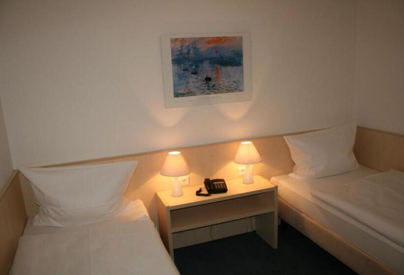 غرفة قياسية, Am Bad