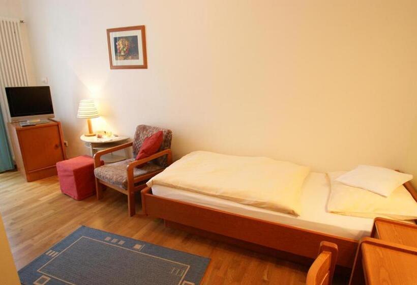 חדר סטנדרט יחיד, Bertricher Hof