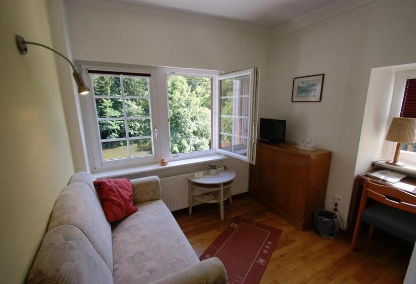 סוויטת ג'וניור, Bertricher Hof