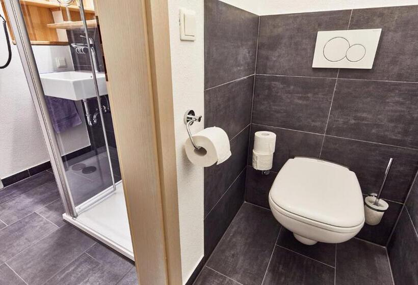 バルコニー付きスタンダードルーム, Das Reiners