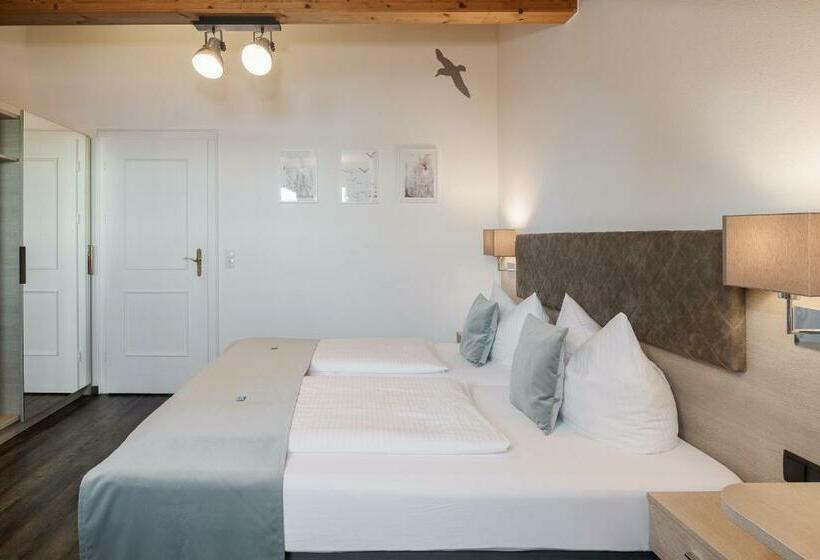 ペントハウスルーム, Garni Möwe Am See