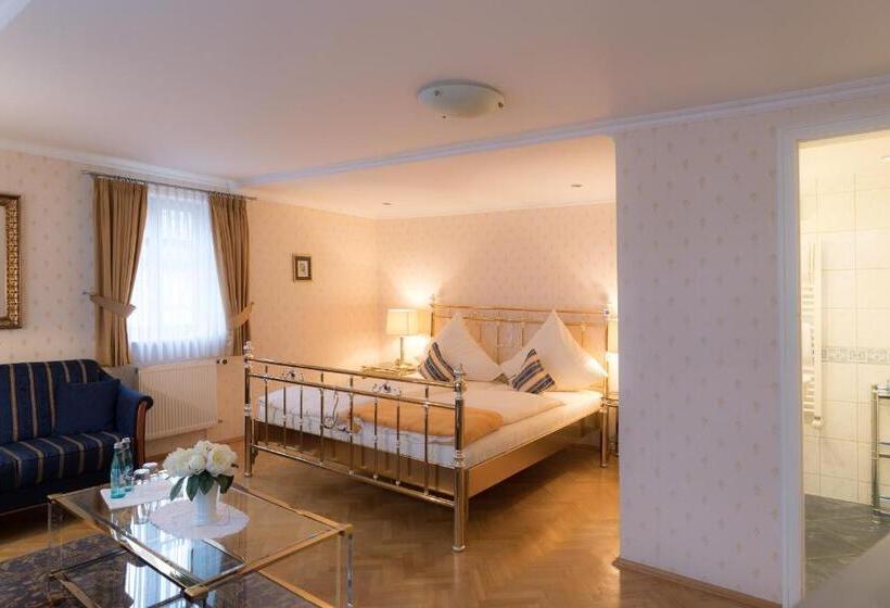 غرفة ديلوكس, Gasthof Krone