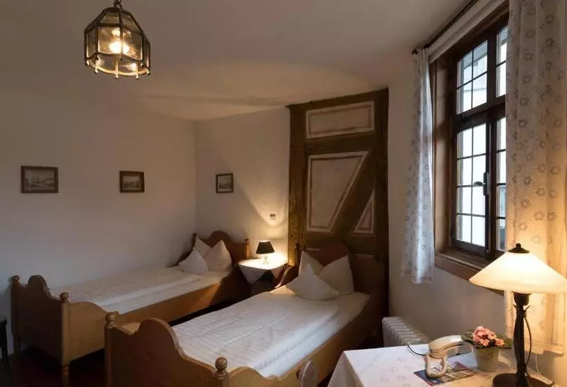 اتاق اکونومی یک تخته, Gasthof Krone