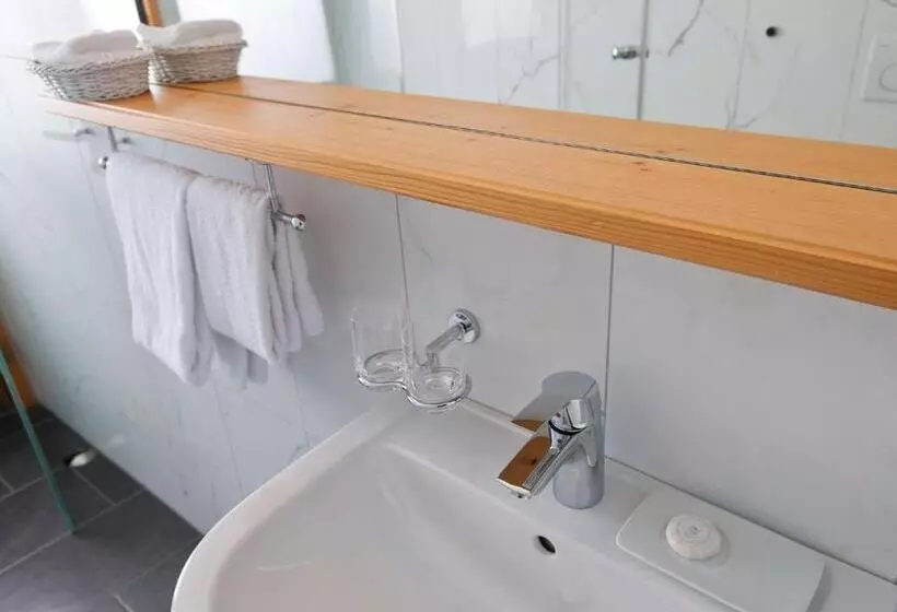 Standard Room Mountain View, Heinzler Am See