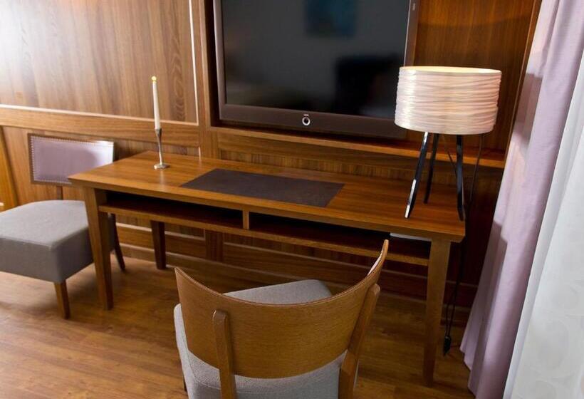 Superior-huone, Heinzler Am See