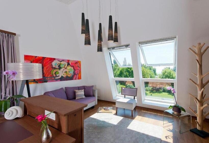 Deluxe-huone Sivuttainen Merinäkymä, Heinzler Am See