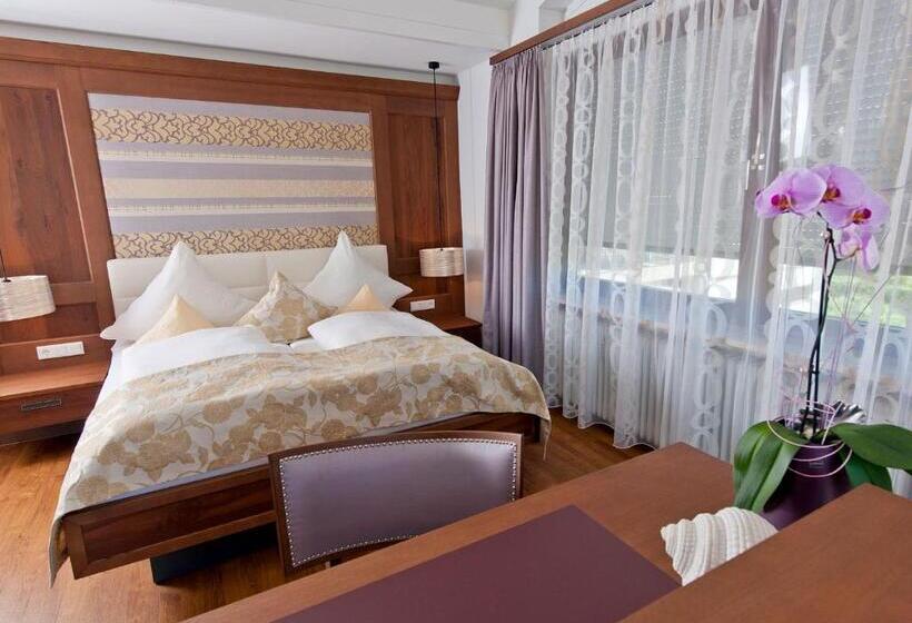 Deluxe-huone Sivuttainen Merinäkymä, Heinzler Am See