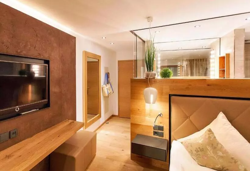 Standard Room Sea View with Balcony, Heinzler Am See
