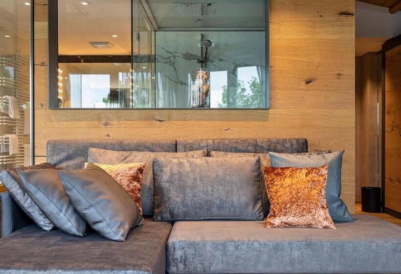 Deluxe Suite Sea View, Heinzler Am See