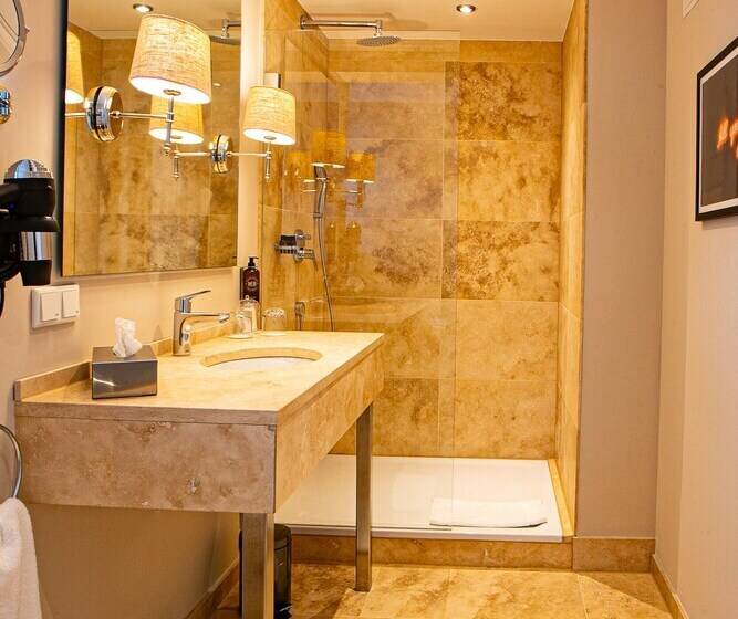 スタンダードルーム, Kronenschlosschen