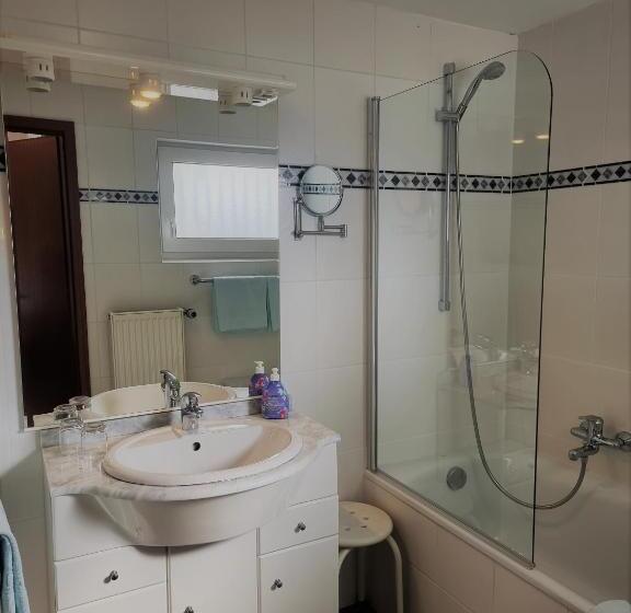 기본룸, Kurhaus Uhlenberg