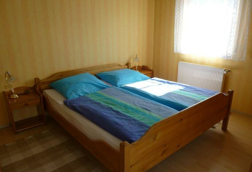 Номер Стандарт, Lindner